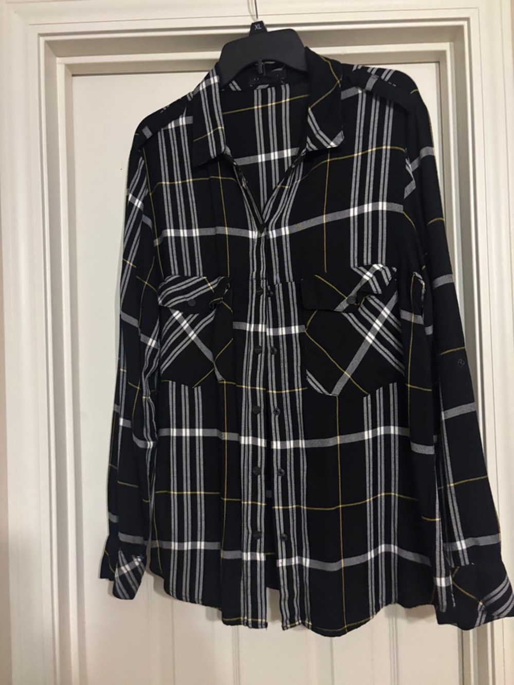Sanctuary Black Plaid snap up Shirt with White & Yellow Lines Womens XL fitted